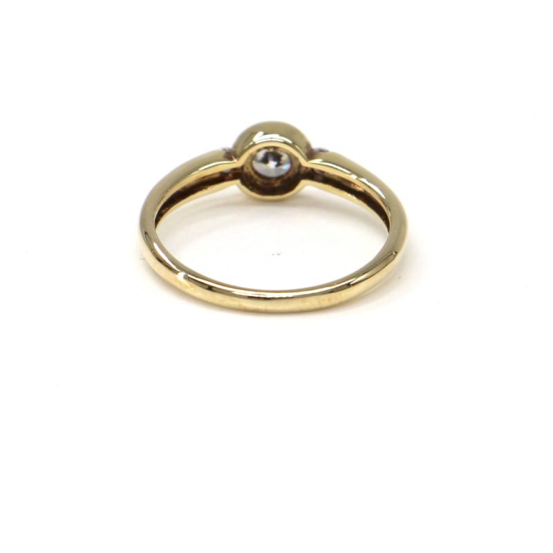 Prsten ze žlutého zlata se středovým zirkonem a zirkony Pattic AU 585/000 2,42 gr, PR681000801