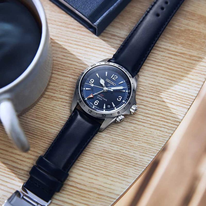 Hodinky SEIKO Alpinist GMT SPB377J1