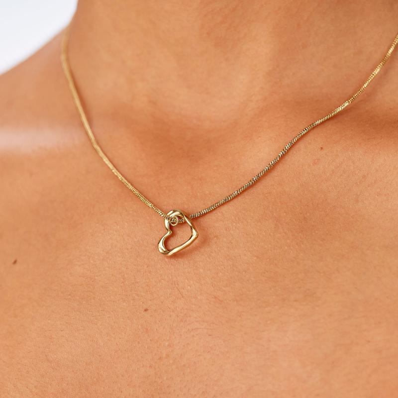 Pozlacený náhrdelník SAGAPO Emotion SMO04