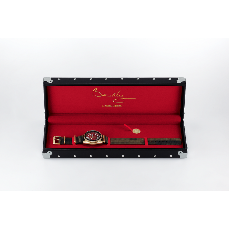 Hodinky SEIKO 5 Sports Brian May Limited Edition SRPH80K1