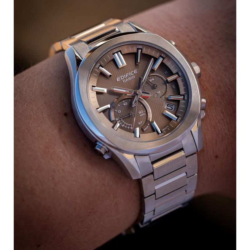 Pánské hodinky CASIO Edifice Bluetooth EQB-1300D-5AEF