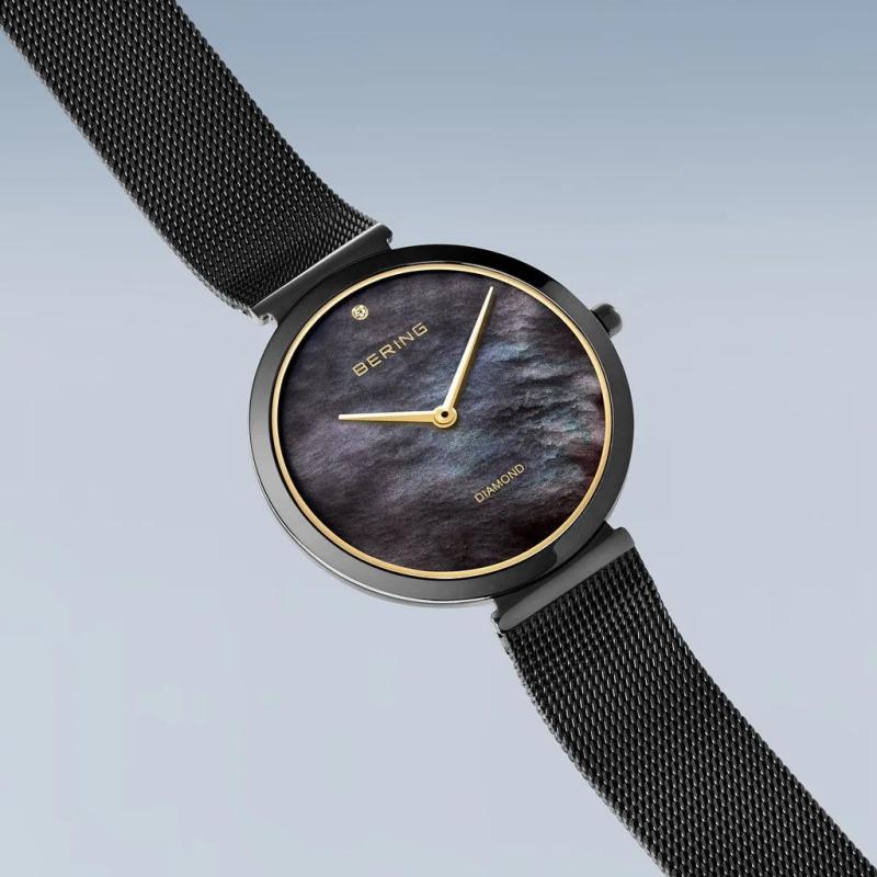 Dámské hodinky BERING Ultra Slim 18132-132