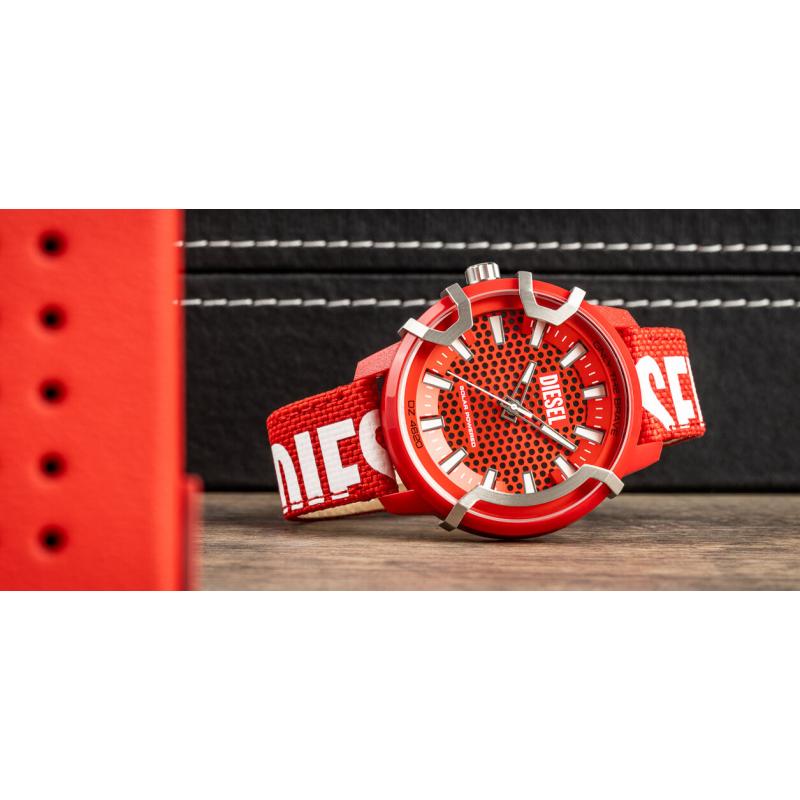 Hodinky DIESEL Griffed DZ4620