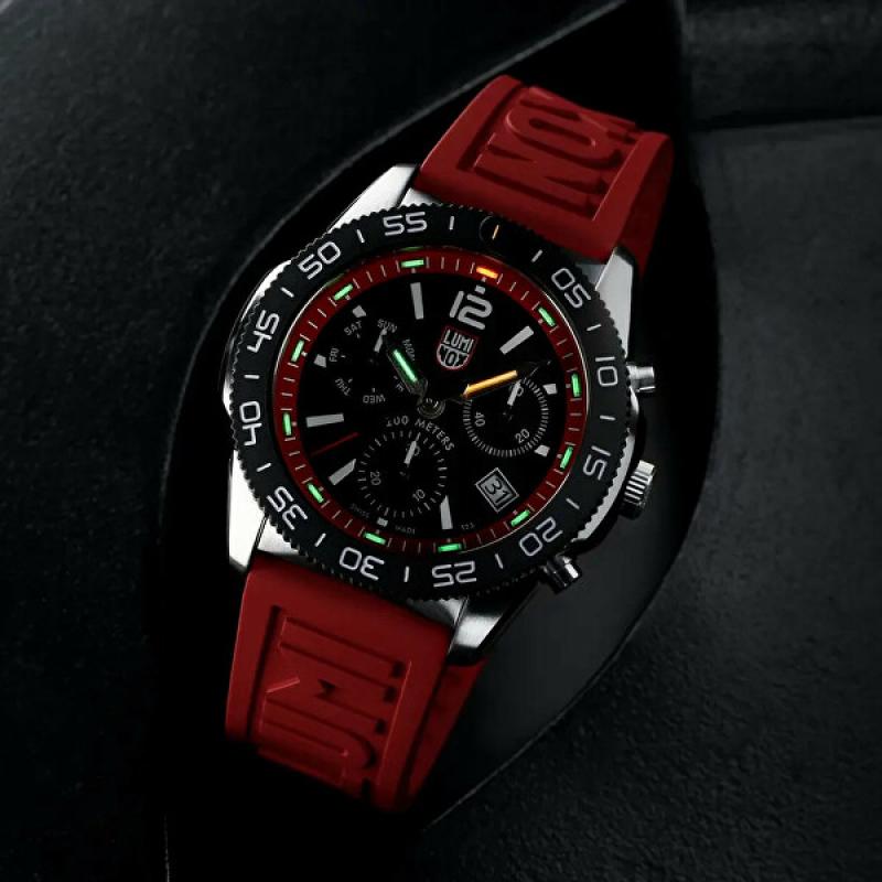 Pánské hodinky LUMINOX Pacific Diver Chronograf 3140 Series XS.3155.SET