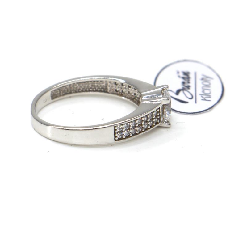 Prsten z bílého zlata se středovým zirkonem a zirkony  AU 585/000 2,45 gr, PR115062301