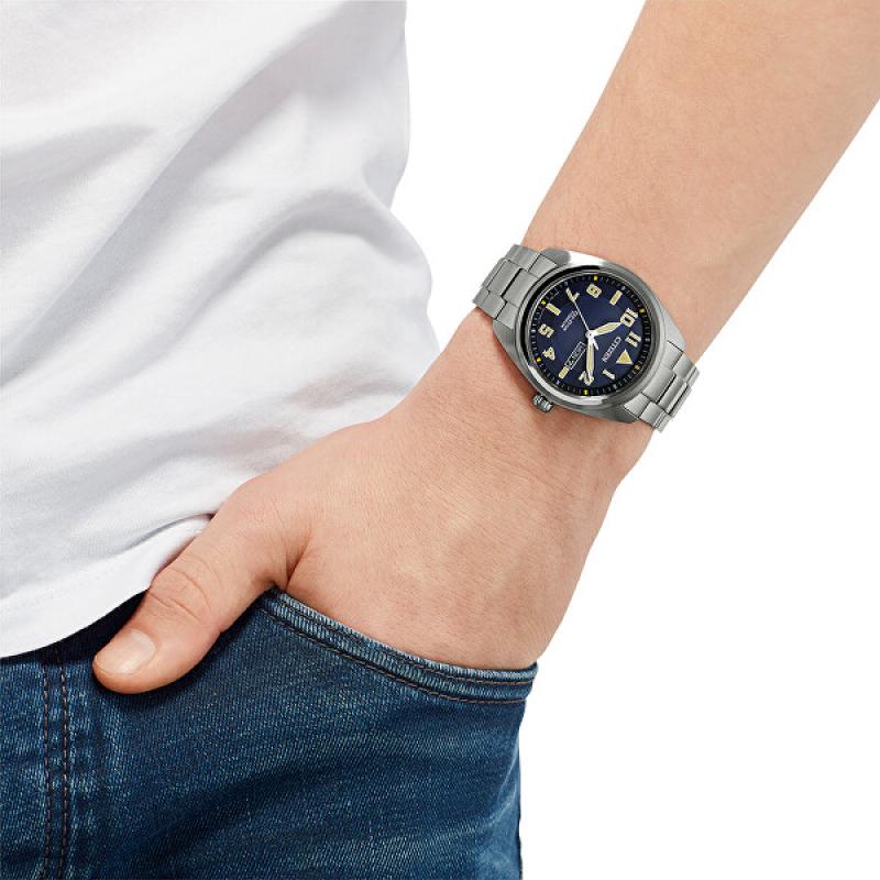 Pánské hodinky CITIZEN Super Titanium BM8560-88LE