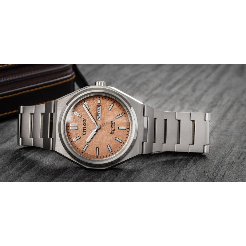 Pánské hodinky CITIZEN Super Titanium AW0130-85ZE