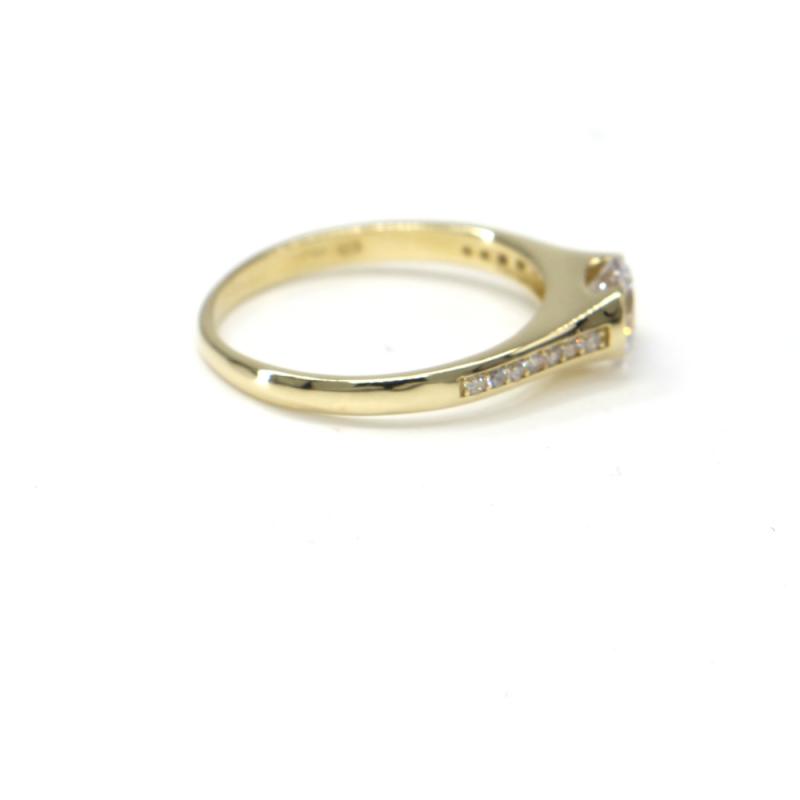 Prsten ze žlutého zlata se středovým zirkonem a zirkony Pattic AU 585/000 1,85 gr, PR521050301 