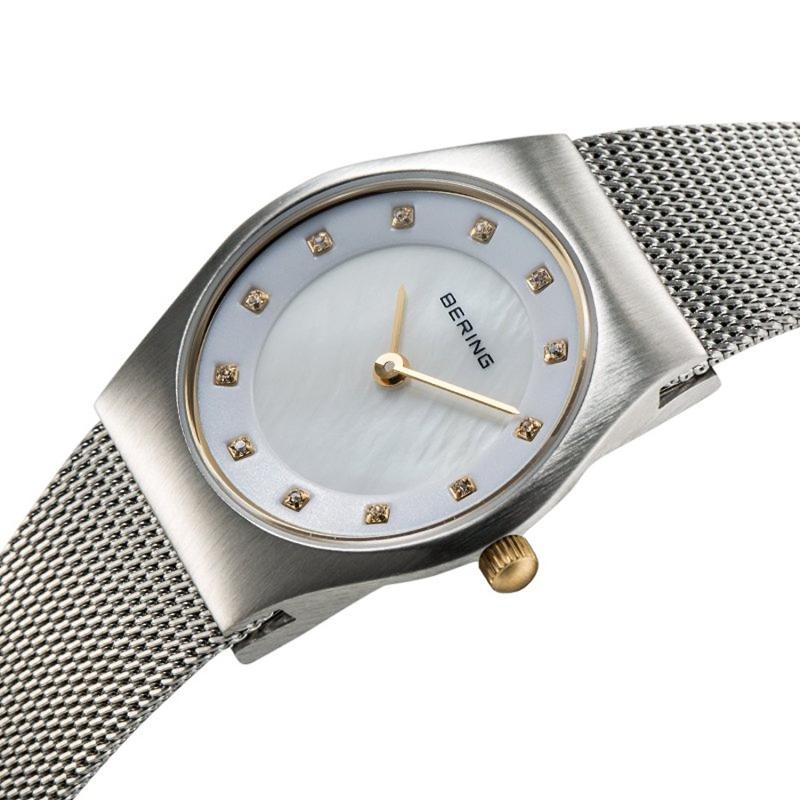Dámské hodinky BERING Classic 11927-004