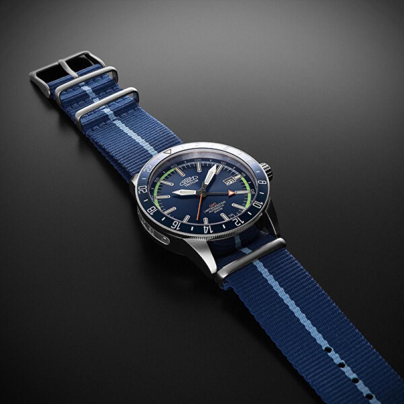 Pánské hodinky PRIM Sport Tritium 25 - World Timer - C W91P.13238.C
