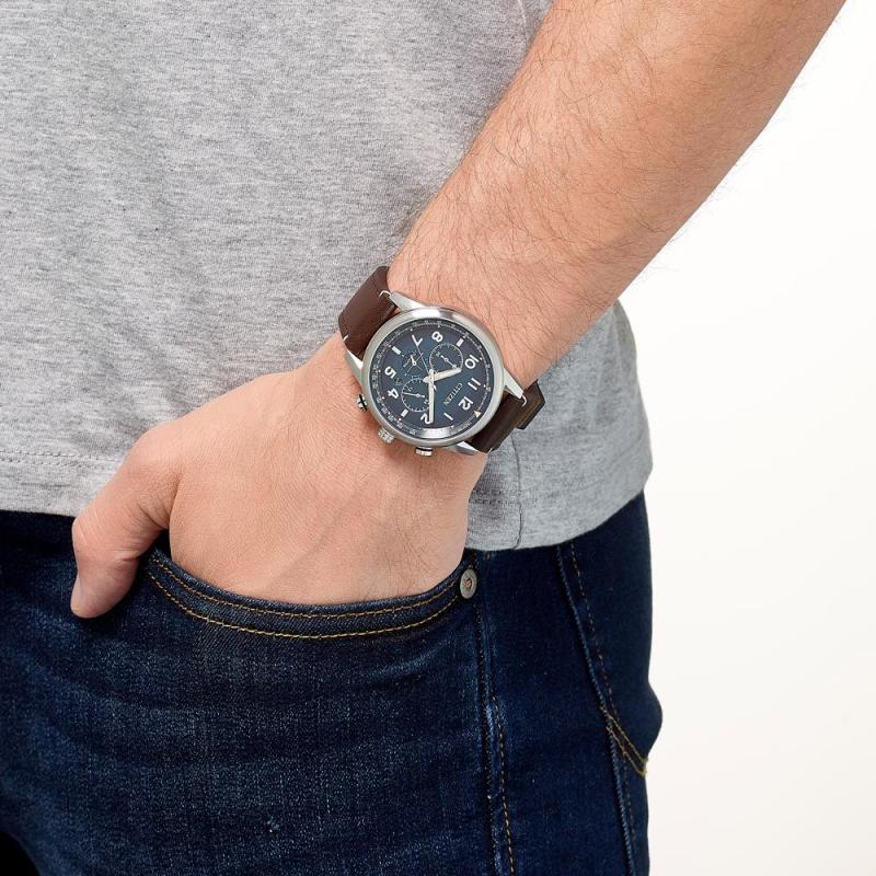 Pánské hodinky CITIZEN Classic Chrono Eco Drive CA4420-13L