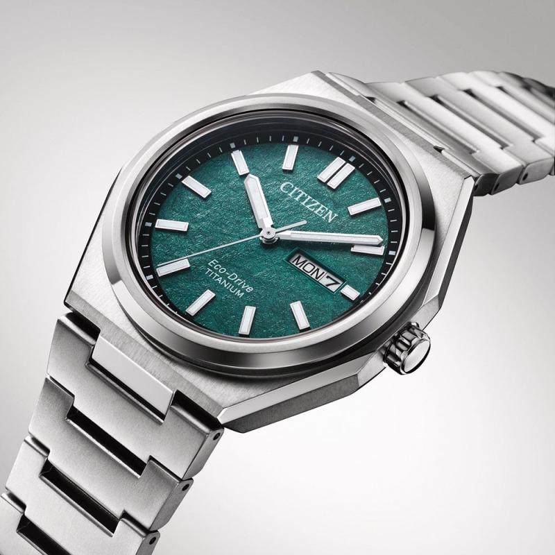 Pánské hodinky CITIZEN Super Titanium AW0130-85XE