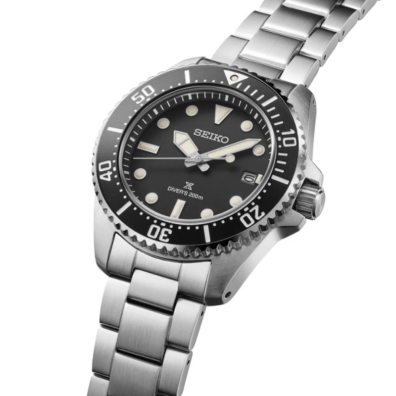 Pánské hodinky SEIKO Prospex Solar Diver’s in Pure Black SNE597P1