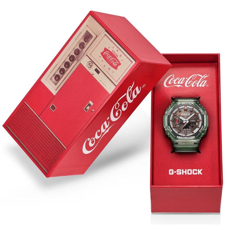 Pánské hodinky CASIO G-SHOCK  Carbon Core Guard x Coca-Cola® Collaboration GA-2100CC-3AER