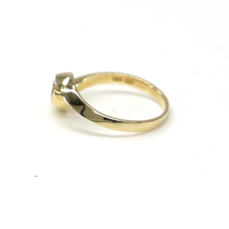 Prsten ze žlutého zlata se středovým zirkonem Pattic AU 585/000 2,35 gr, BA07401