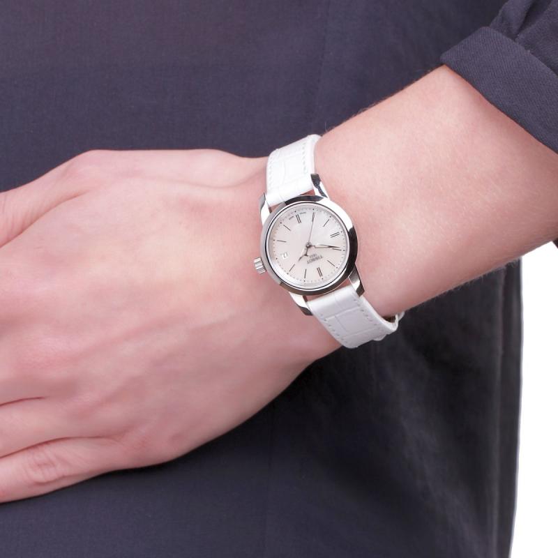 Dámské hodinky TISSOT Classic Dream T033.210.16.111.00